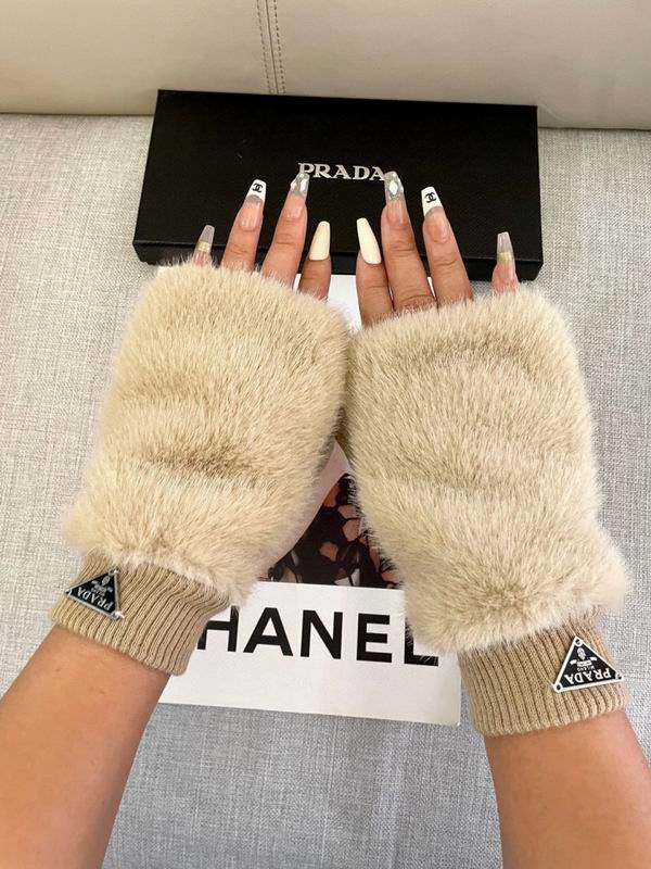 Prada gloves 15